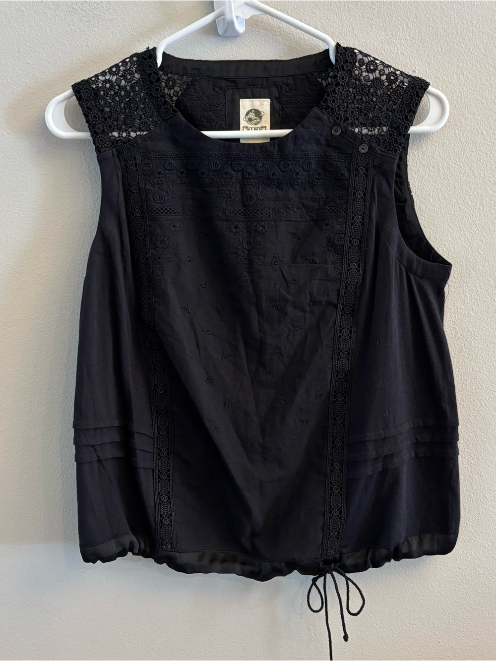 Tiny for Anthropologie black eyelet cotton top embroidery drawstring hem XS NEW